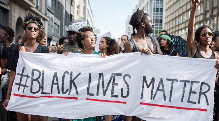 “BLACK LIVES MATTER” ХӨДӨЛГӨӨН АНУ-ЫН БҮХ МУЖ, 40 ОРЧИМ УЛСАД ӨРНӨЖ БАЙНА